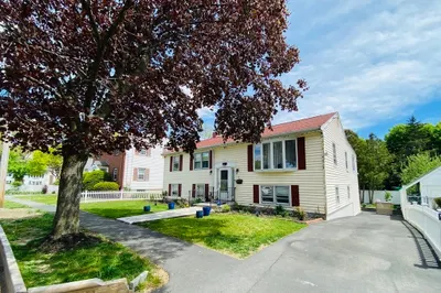 108 Woodley Ave #108
