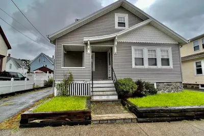 109 Lake View Avenue 1
