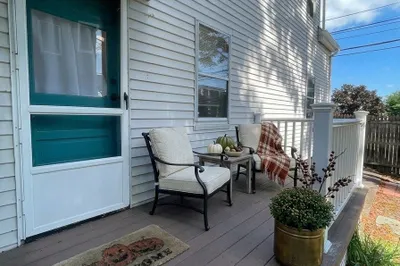 126 Lowell St #F 1