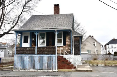 99 Swift Street 1
