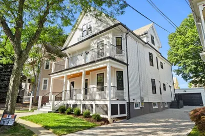 85 Electric Ave #85