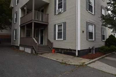 23 Bow St #3 1