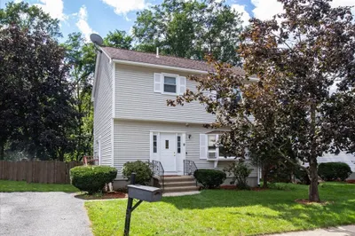 9 Stonecrest Rd