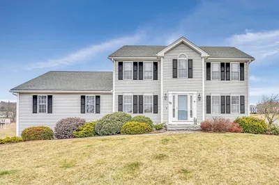 15 John Robert Dr 1