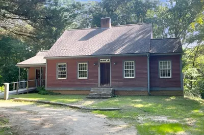 44 Decker Hill Road