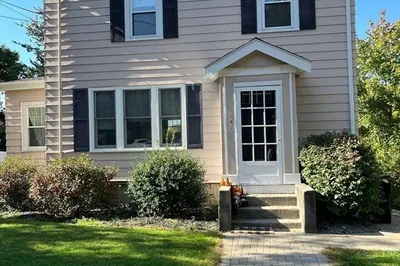 141 Wachusett Ave 1