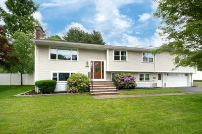 215 Alida Road 1