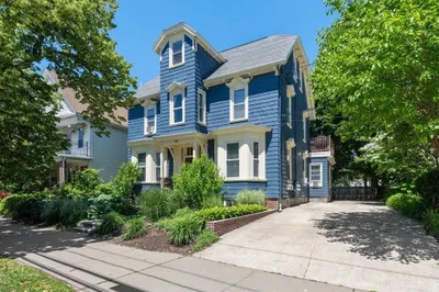 93 Massachusetts Ave #1