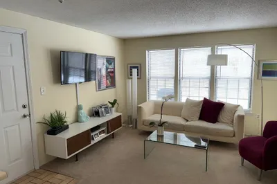 2 Squire Ct #4 1