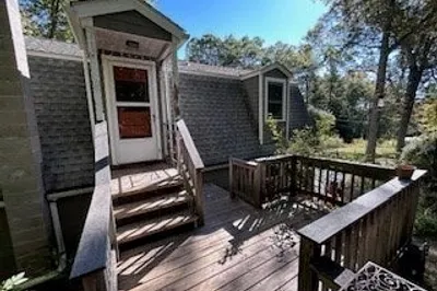 38 Cedar St #1