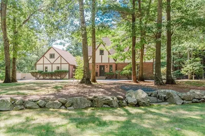 83 Allen Road 1