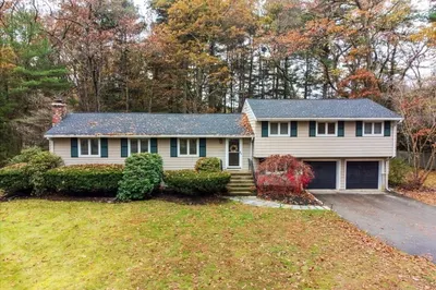 493 Dutton Road 1