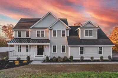 6 Chatham Ln 1