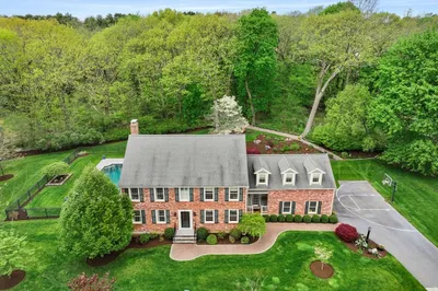 22 Herrick Drive 1