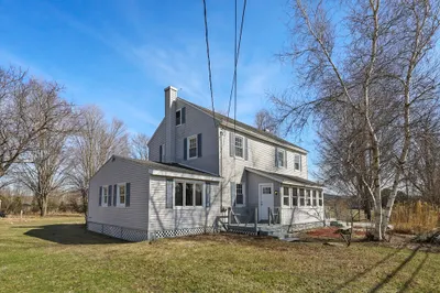 7 Central Berkshire Blvd