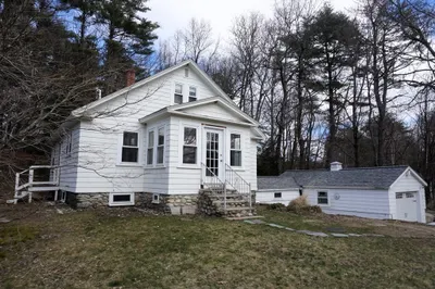 119 W Main St