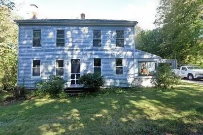 257 Hovey Rd 1