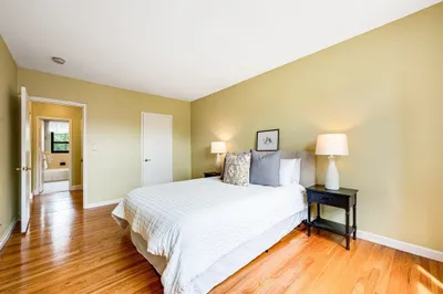 55 Harvard Ave #6 1
