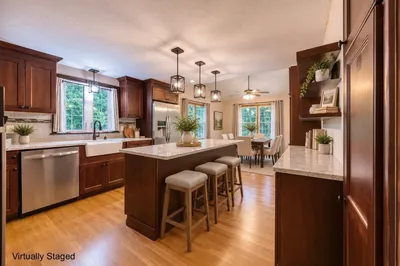 105 Shallow Pond Ln 1