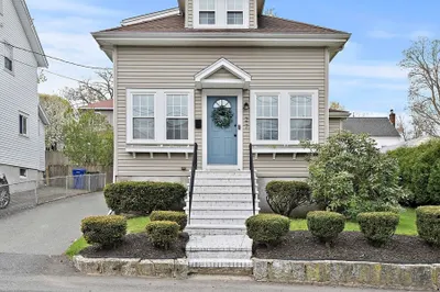 27 Denmark Ave 1