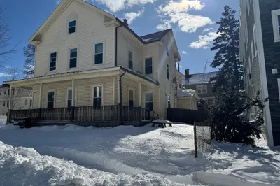 93 Fairfax Rd