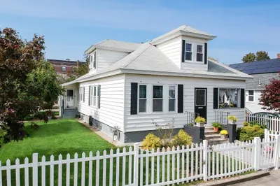 11 Glen Ave