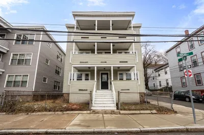 12 Ashland St