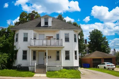 7 Fayette Pl