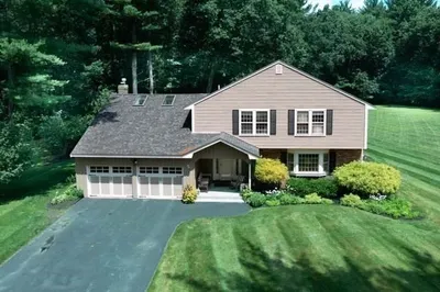 5 Waverly Dr