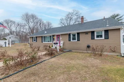 69 Seaver Rd 1