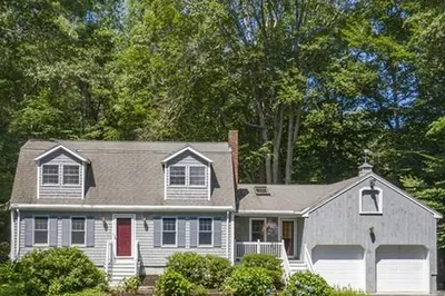 52 Black Pond Hill Rd 1