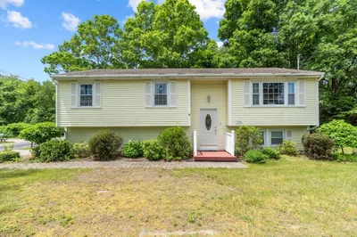 226 Moulton St 1
