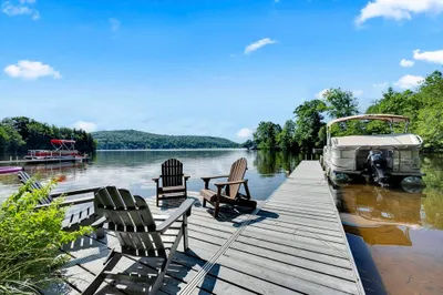 2 Lakeshore Dr 1