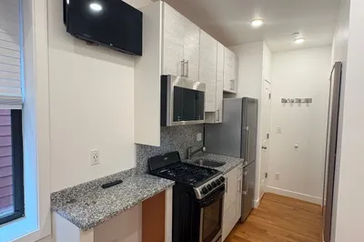 16 Fifth Street #7 1