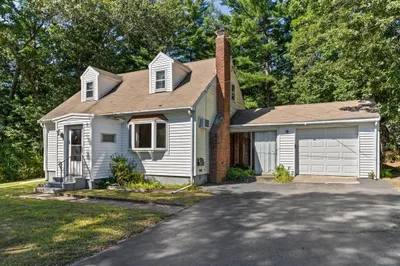 6 Washington Dr