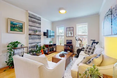 309-311 Emerson St #8