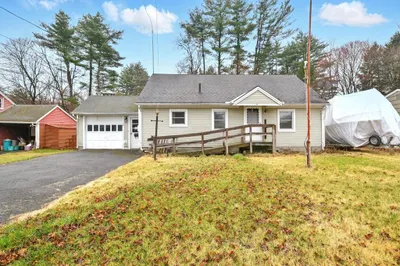 18 Freeman Dr 1