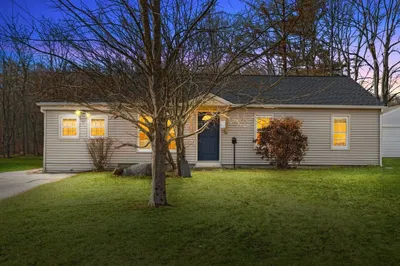 33 Alton Drive 1