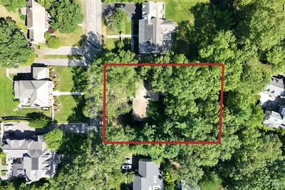 67 Old Colony Rd 1