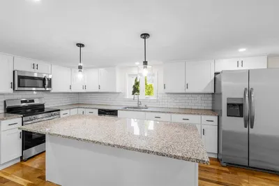 12 Sylvan Rd