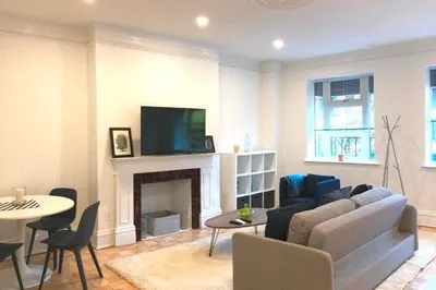 174 Newbury Street #1