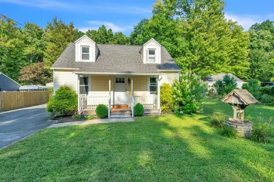 40 Congamond Rd