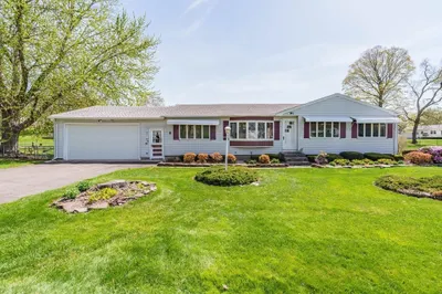 38 Knollwood Cir 1