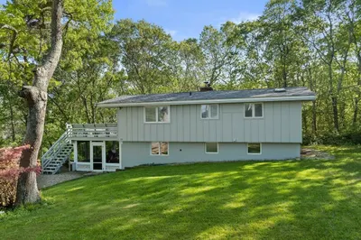 90 Menotomy Rd