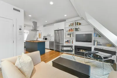 11-c Waltham St #4