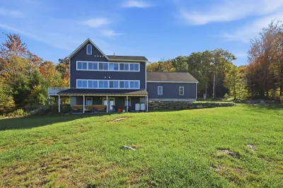 2336 West Center Rd 1