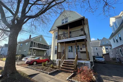99 Dexter Ave #2