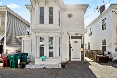 15 Harrison St
