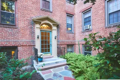 16 Ware Street #2