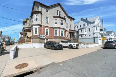 128 Cambridge St